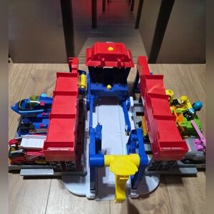 Colorful Kids Playset with Vehicles Paw Patrol Garage Sale